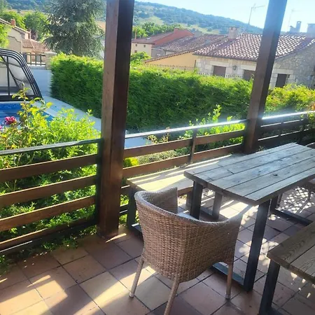 Ferienhaus Atapuerca Rural Sansil, Piscina Cubierta Y Climatizada Desde Abril