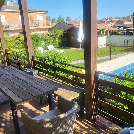 Con Piscina Sansil Rural בית נופש