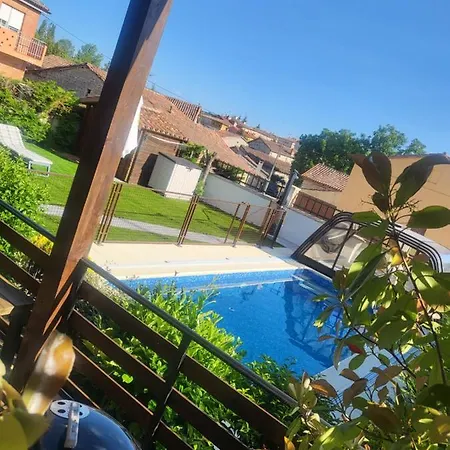 Atapuerca Rural Sansil, Piscina Cubierta Y Climatizada Desde Abril Ferienhaus