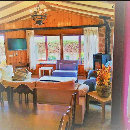 Con Piscina Sansil Rural Holiday home