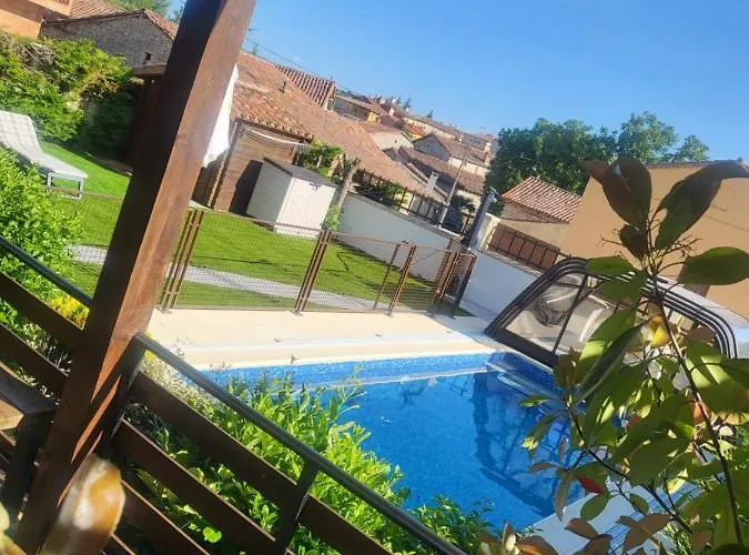 Rural Sansil, Piscina Cubierta Y Climatizada Desde Abril 펜션